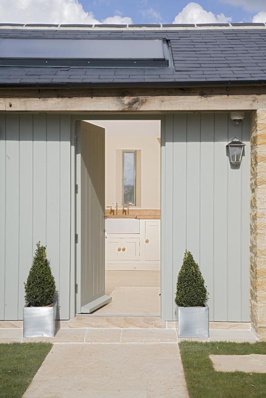 Exterior view of open door