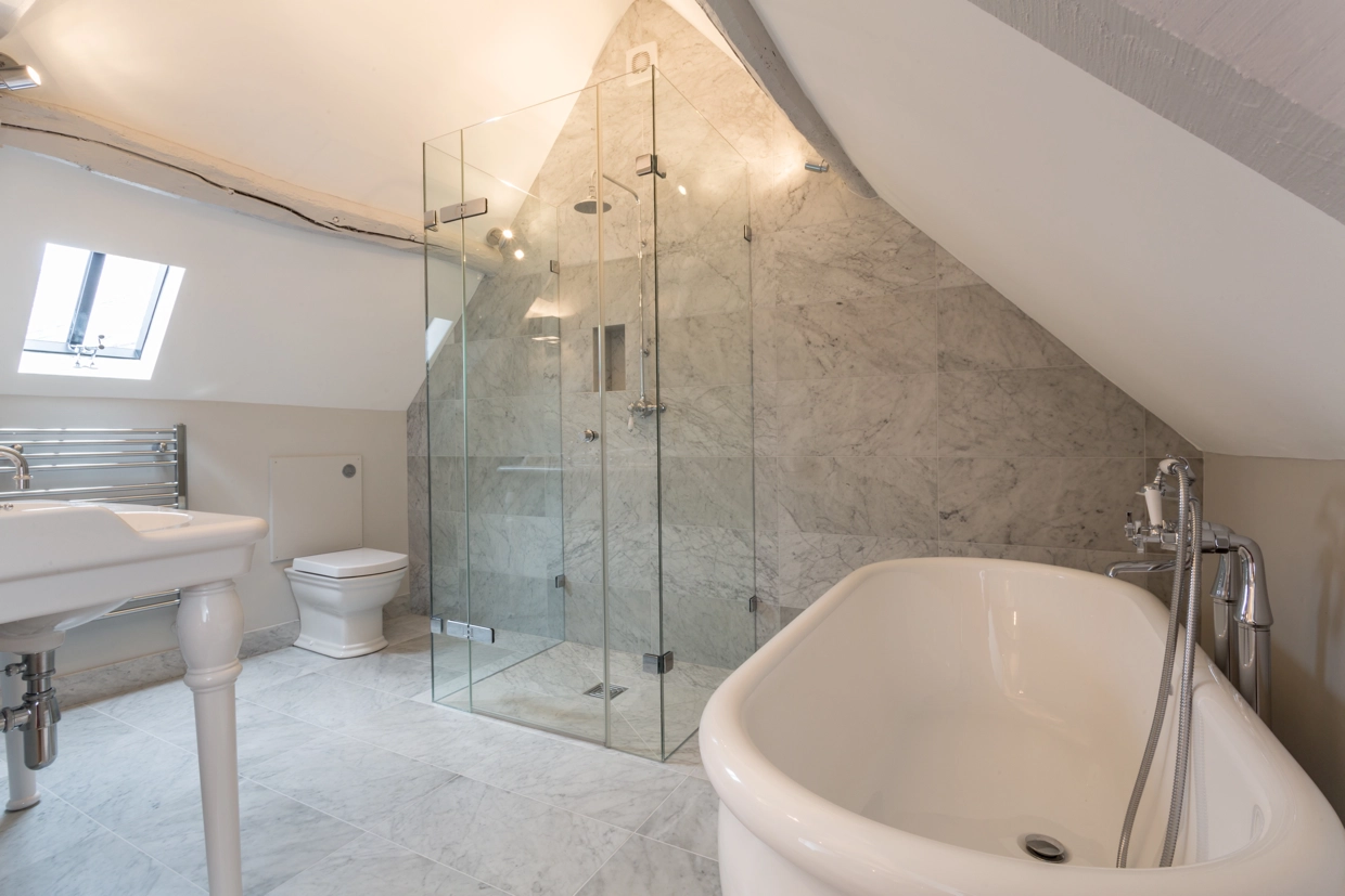 En-suite bathroom for roof space room